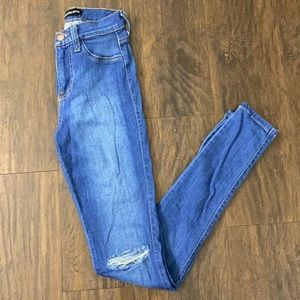Fashion Nova high waisted skinny jeans. Size 5.